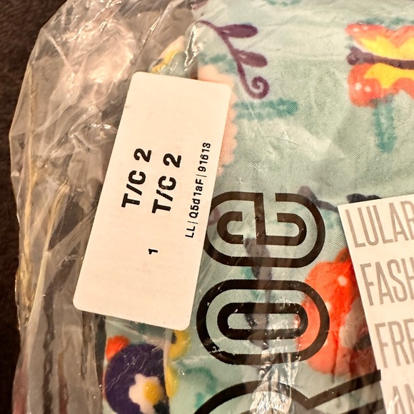 New In packaging LuLaRoe TC2 - Picture 3 of 4